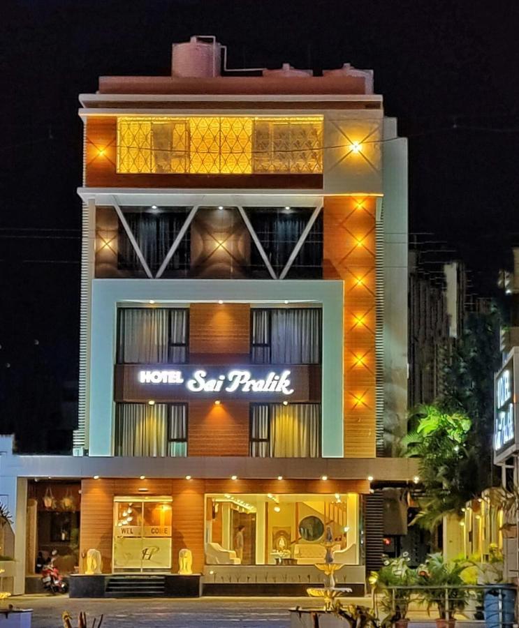 Hotel Sai Pratik, Newly Built Up, Complimentary Shuttle To The Temple Shirdi Buitenkant foto