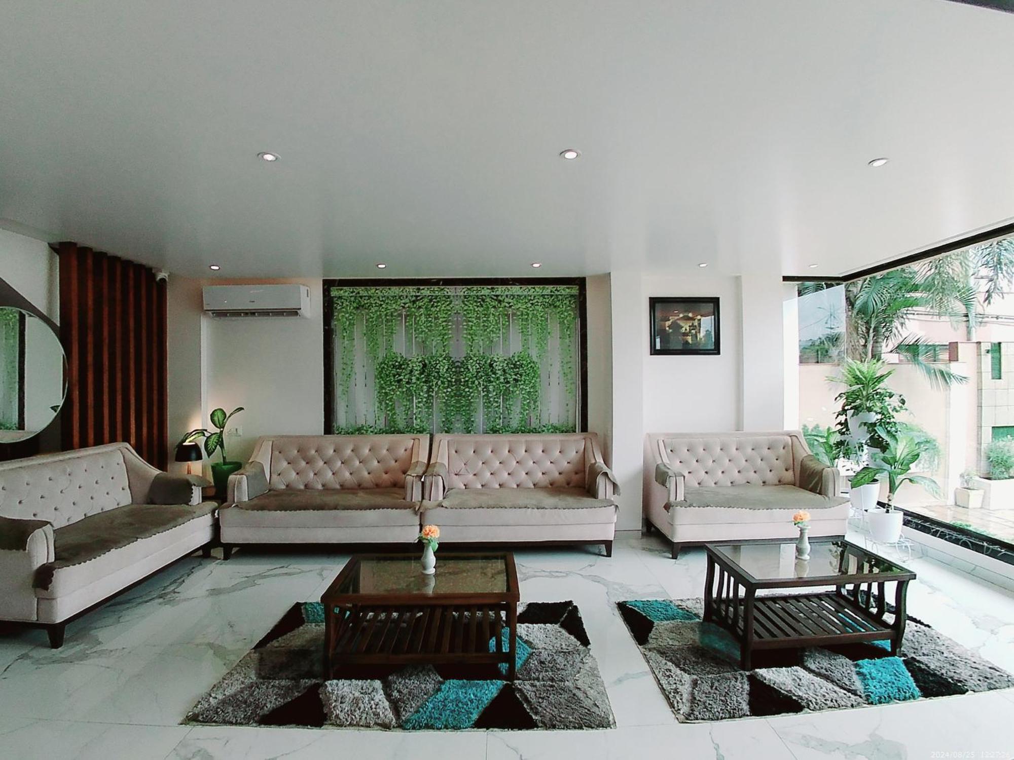 Hotel Sai Pratik, Newly Built Up, Complimentary Shuttle To The Temple Shirdi Buitenkant foto